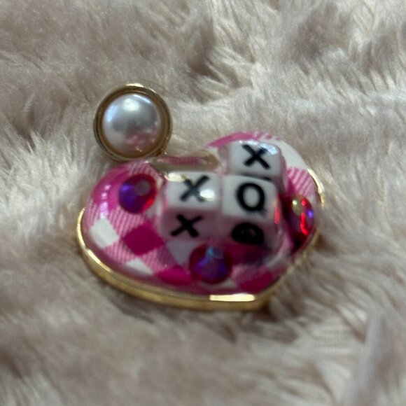 NWT Betsey Johnson Heart Dangle Resin Bead Earrings Valentine’s Day - Picture 4 of 9